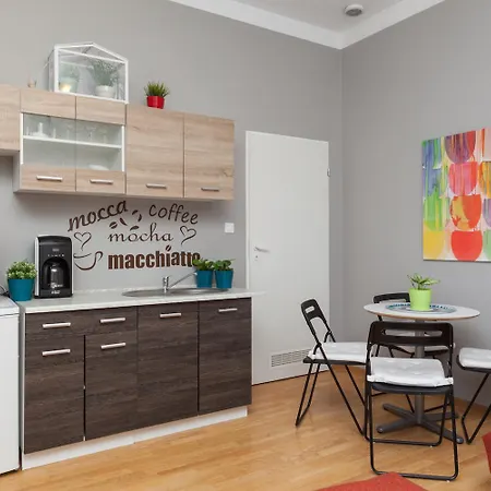 Διαμέρισμα Dietla 57, Studio Apartment, 17a, Jason *